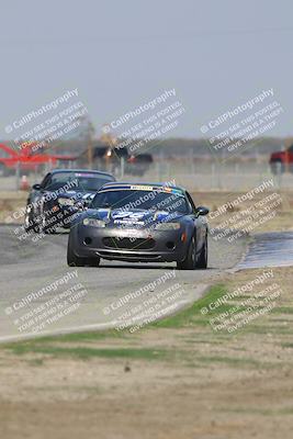 media/Oct-25-2025-CalClub SCCA (Sat) [[34c778dfbe]]/Group 2/Qualifying/